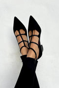 POINTED TOE HEELS WITH STRAPS