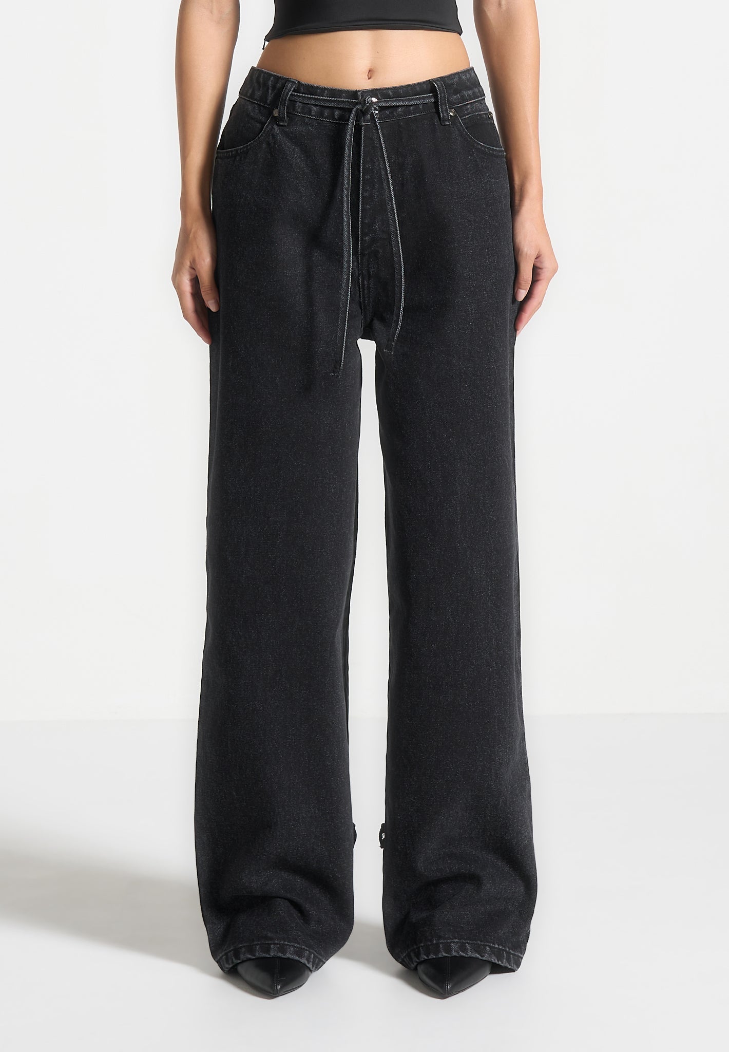 Faye - Wide Mid Rise Jeans with Tie Waist - Washed Black