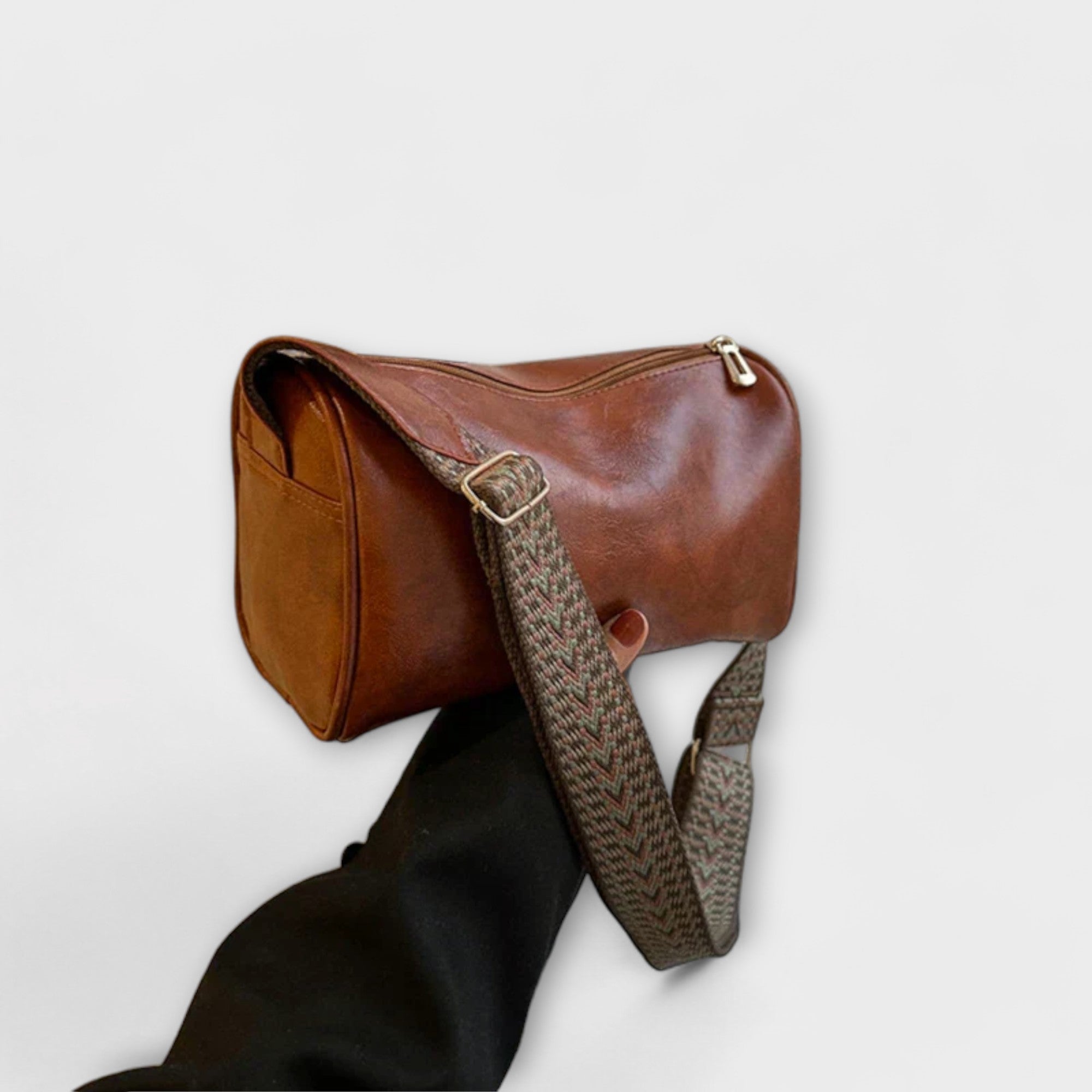 Olivia | Vintage Crossbody Bag